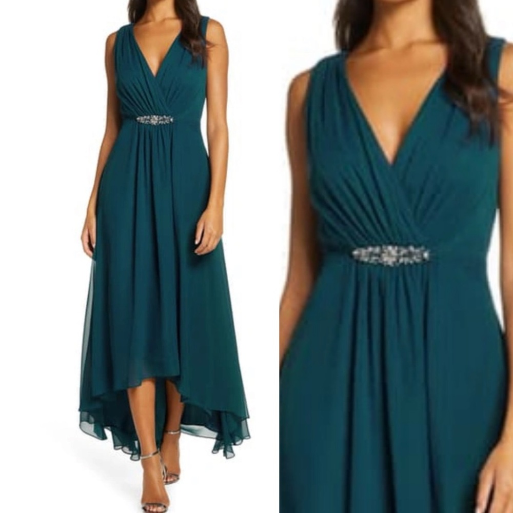 Eliza J Size 0

Eliza J Embellished Chiffon High Low Gown
Teal Dress